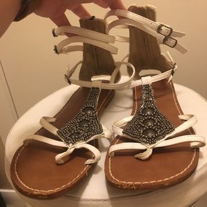 American Eagle sandals